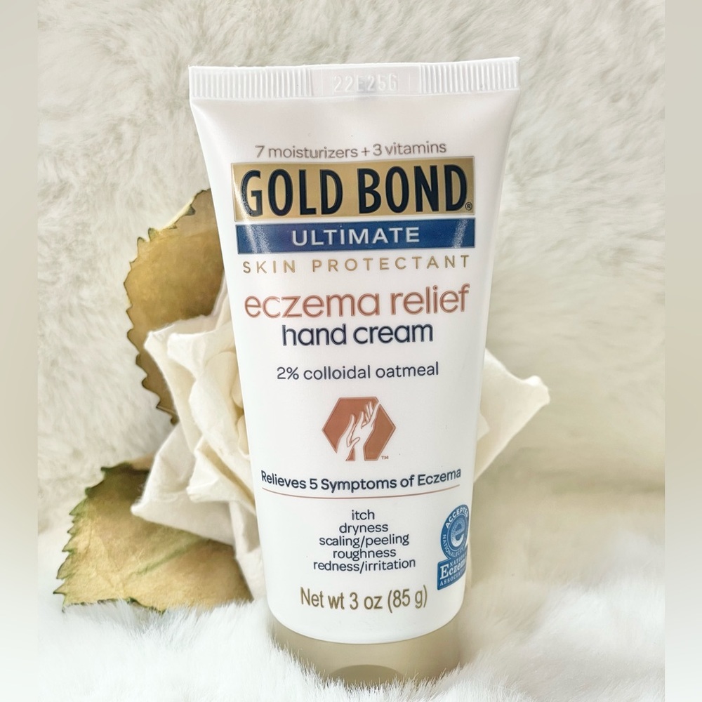New w/tags GOLD BOND ULTIMATE ECZEMA RELIEF HAND CREAM with 2% Colloidal Oatmeal